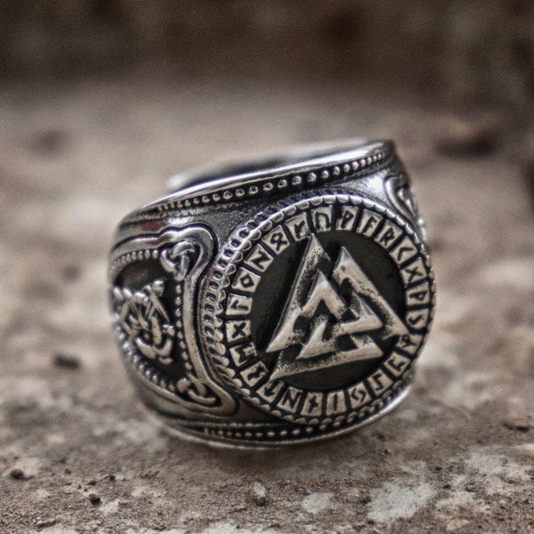 Valknut Ritual Ring