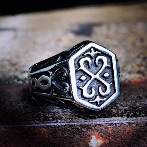 War Totem Viking Ring